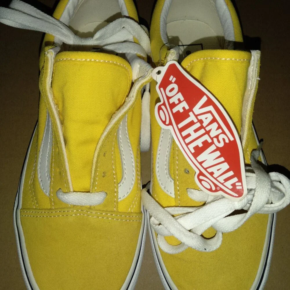 Mens Van's size 4 - Picture 9 of 9